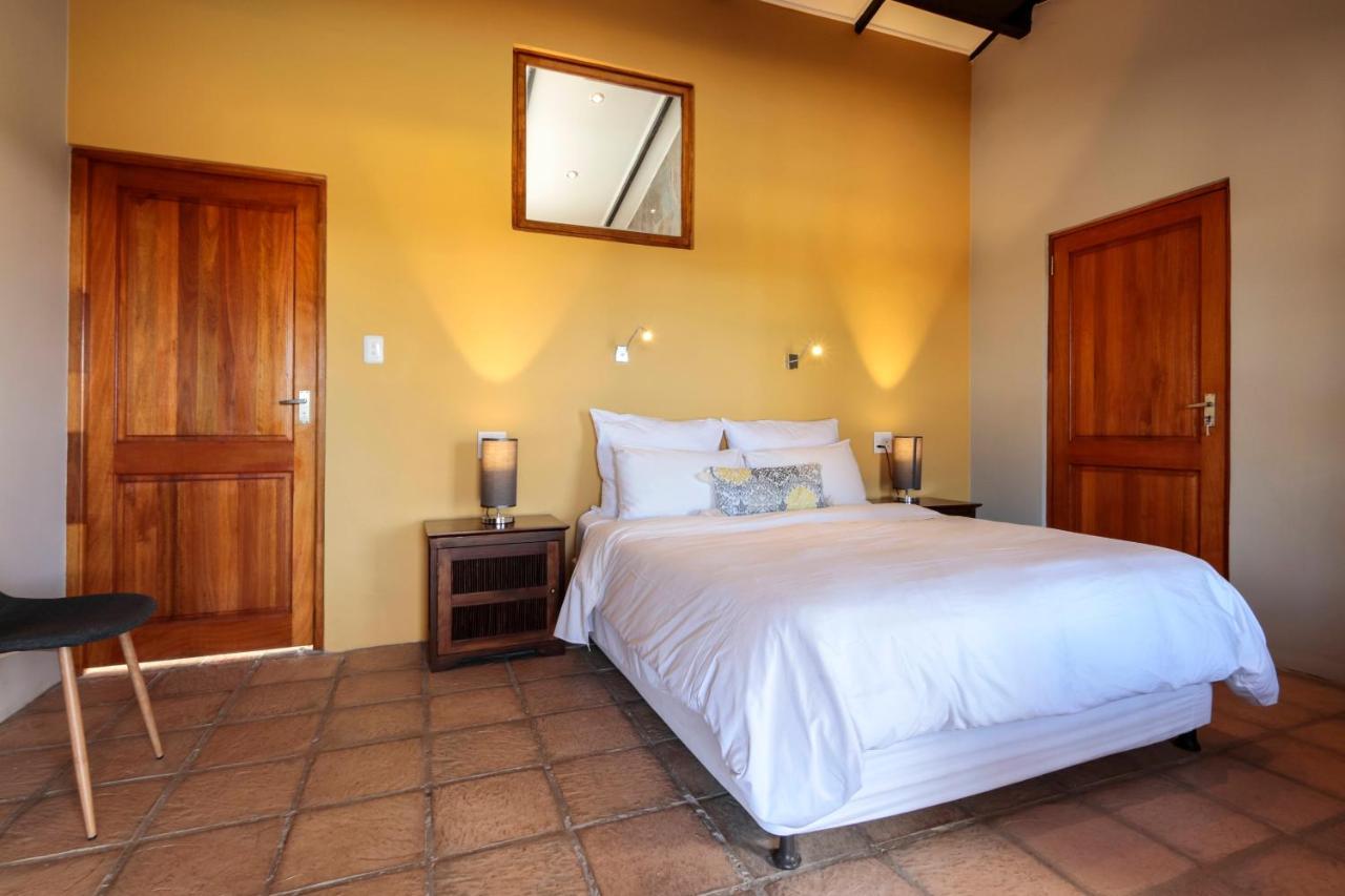 Lemon 3 Lodge Guesthouse Kirkwood Buitenkant foto